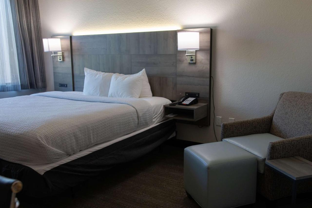 Western Executive Residency North Happy Valley Hotel 3*