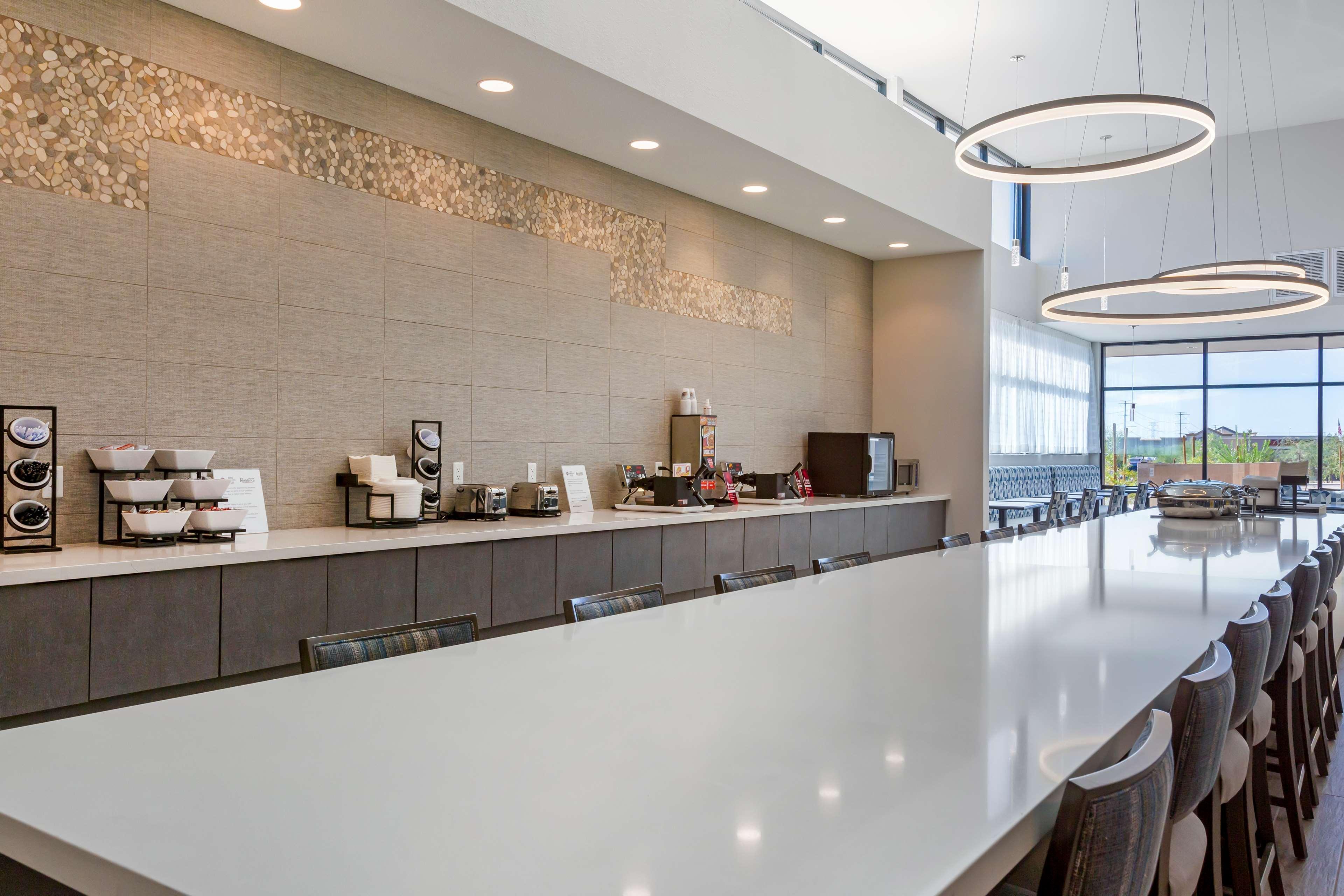 Hotel Western Executive Residency North Happy Valley
